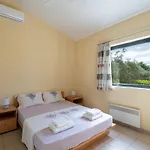 Hébergement de vacances House - με μεγάλο κήπο