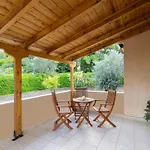 Ferienhaus House - με μεγάλο κήπο Nerotriviá